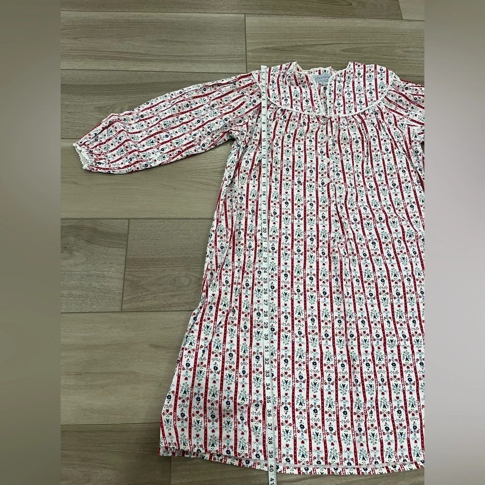 LANZ OF SALZBURG Tyrolean Flannel Nightgown White Red Stripes Floral Hearts M